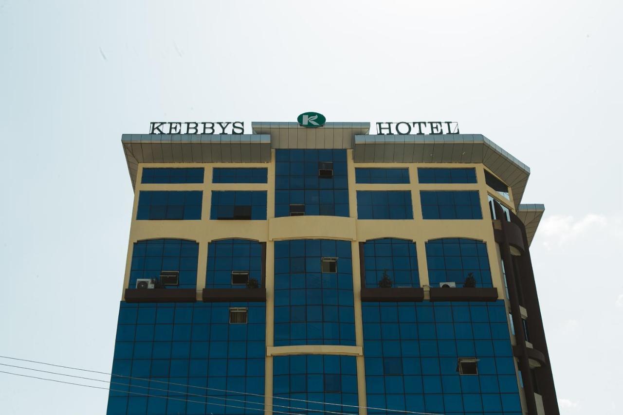 Kebbys Hotel Dar es Salaam Bagian luar foto
