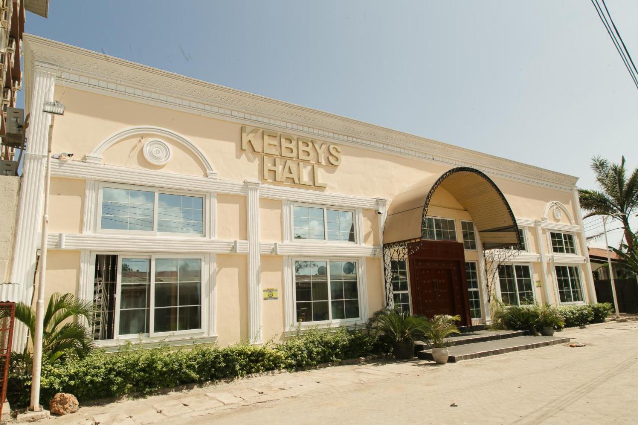 Kebbys Hotel Dar es Salaam Bagian luar foto